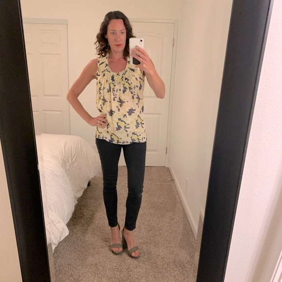 Twenty8twelve by Sienna Miller silk blouse with geometric print I sz 2 - Picture 2 of 14